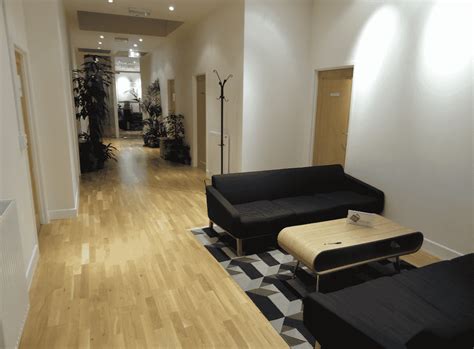 OSTEOPATH IN MOORGATE .